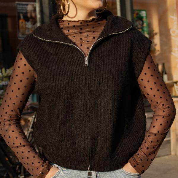 1229_spencer_met_zip_zwart_2