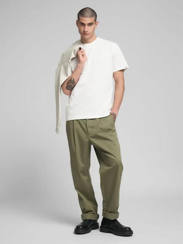 Jersey_crew_neck_T_shirt_met_borduur_logo_wit