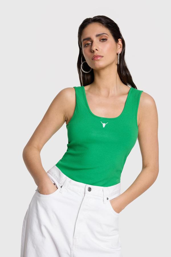 Knitted_tanktop_bright_green_2
