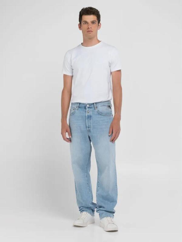 M9Z1_Straight_fit_jeans_light_blue_