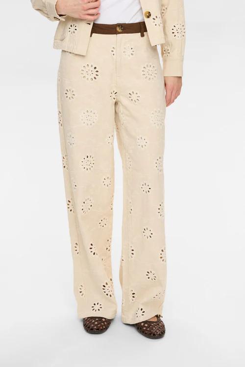 Nuenora_pants_irish_cream_6