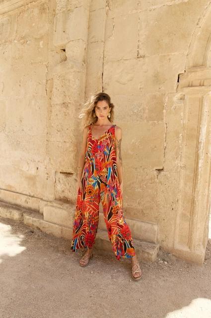 Positano_red_kimono_