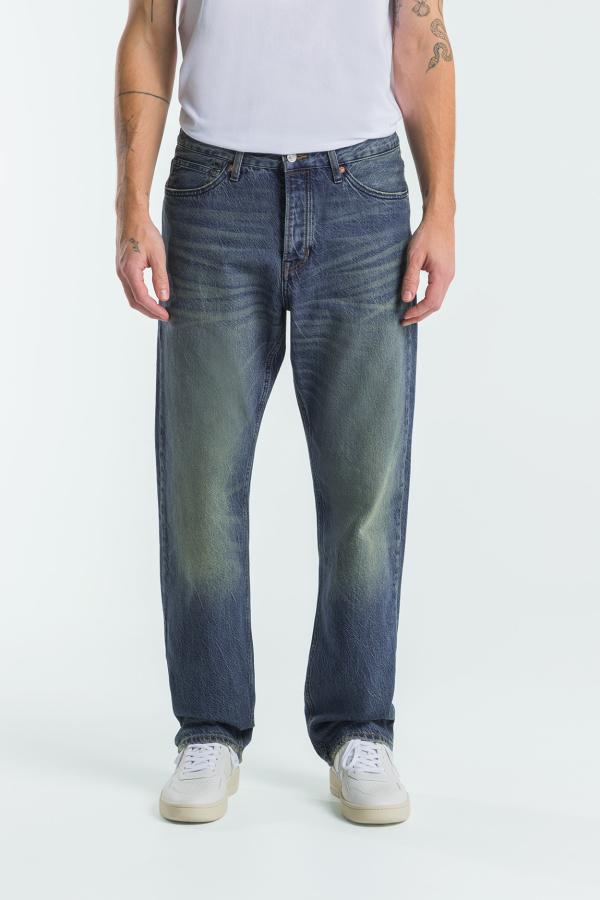 Roy_loose_fit_jeans_jim_phoenix_blue_dirt_