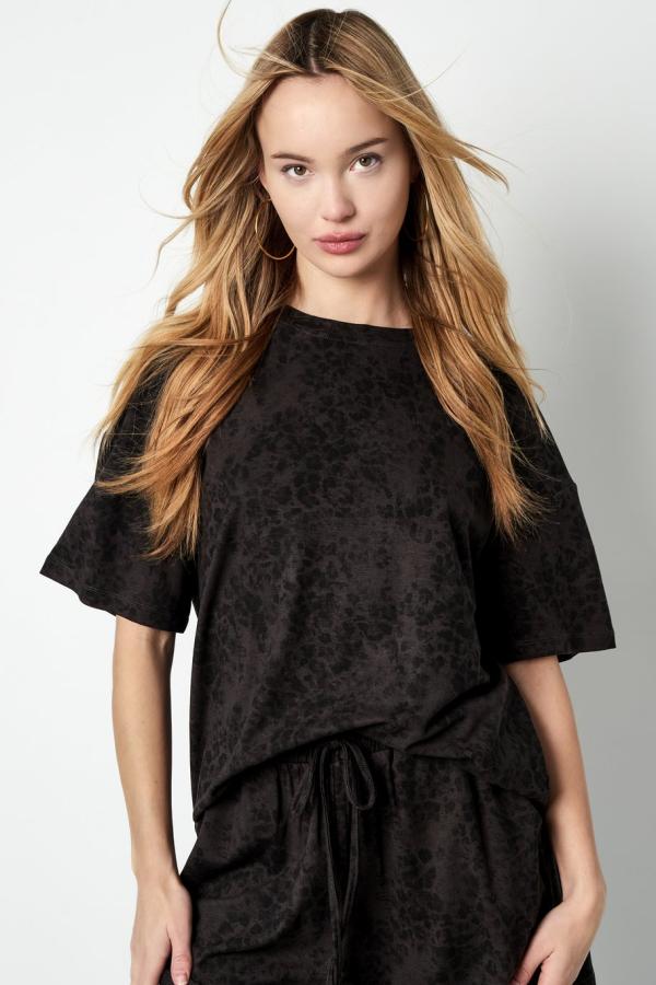 T_shirt_cool_girl_zwart
