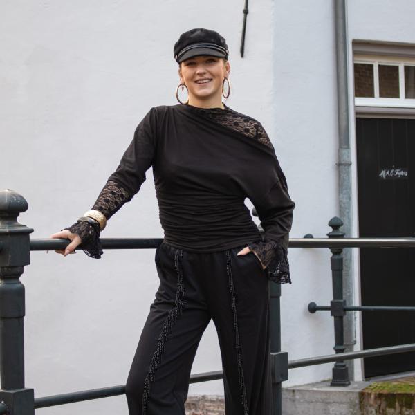 Tenny_ls_draped_top_blakc_3