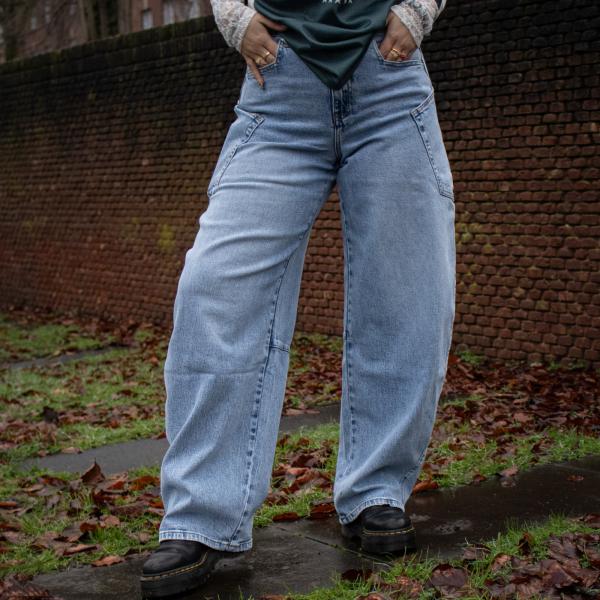 W3832_3_Baggy_Ballon_licht_blauw__5