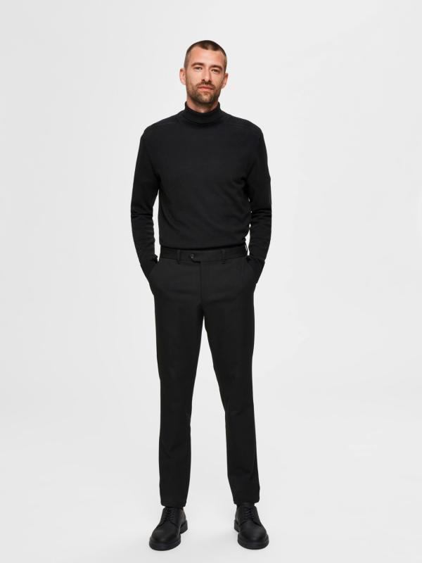 3157Berg_Roll_Neck_Black