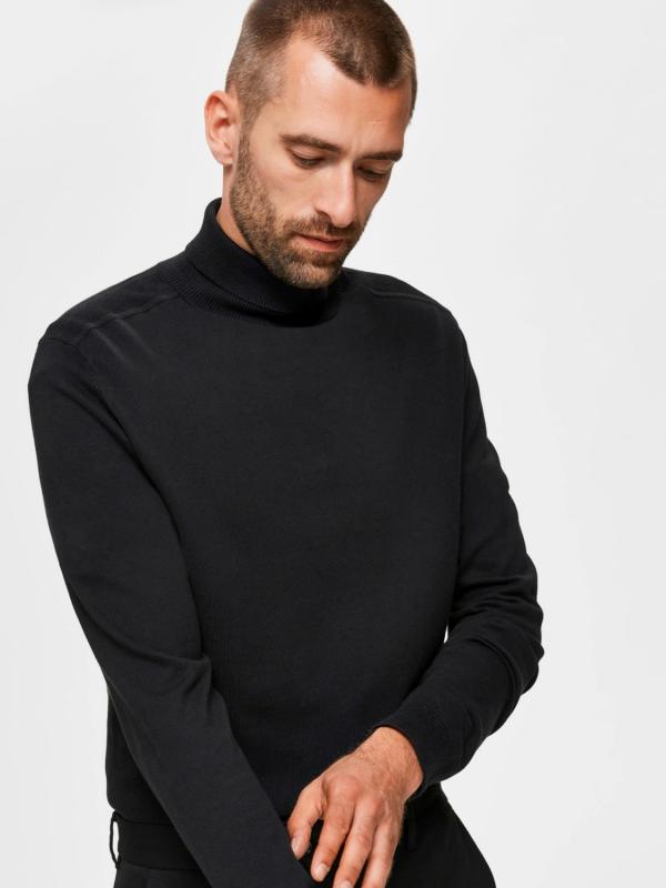 3158Berg_Roll_Neck_Black