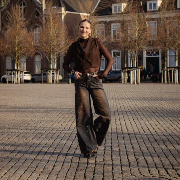 A3314_A_straight_wide_bruin_2