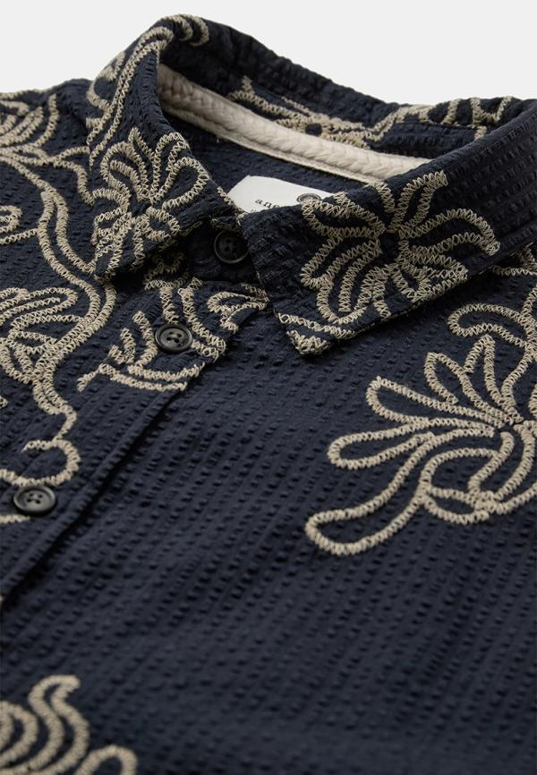 Akotto_shirt_short_sleeve_sky_captain_1