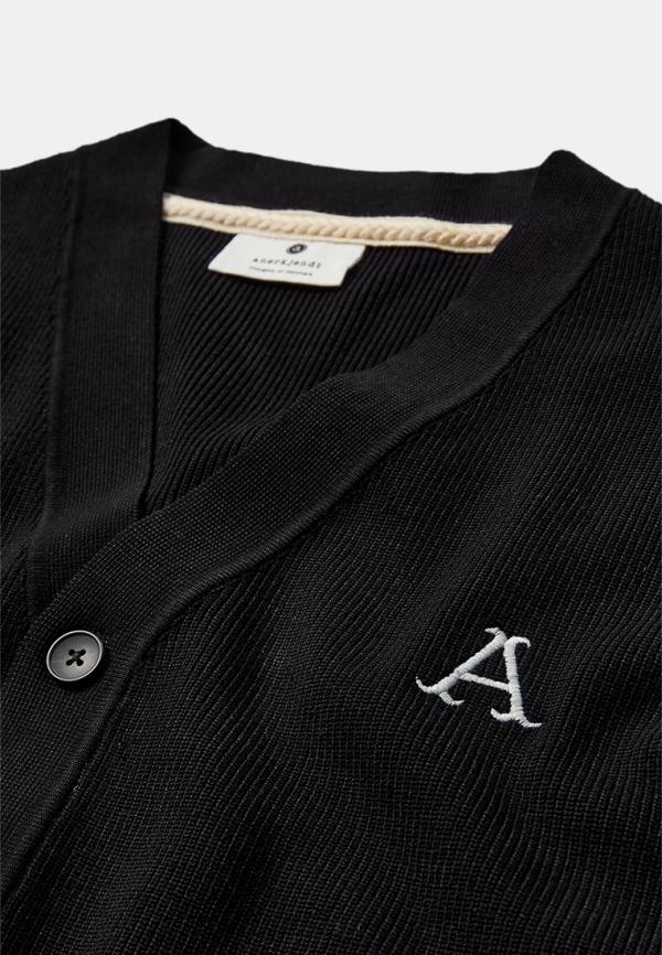 Aksinus_cardigan_caviar__1