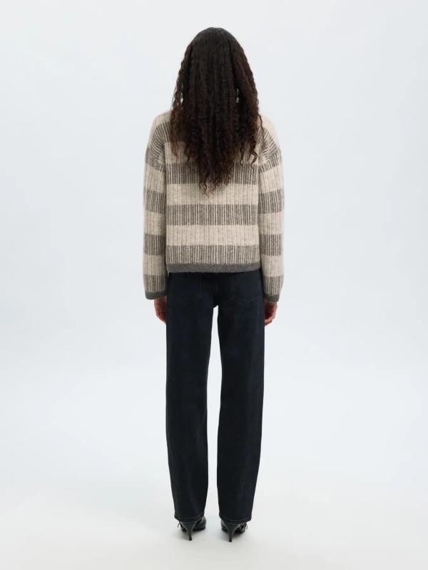 Alva_cardigan_birch_1