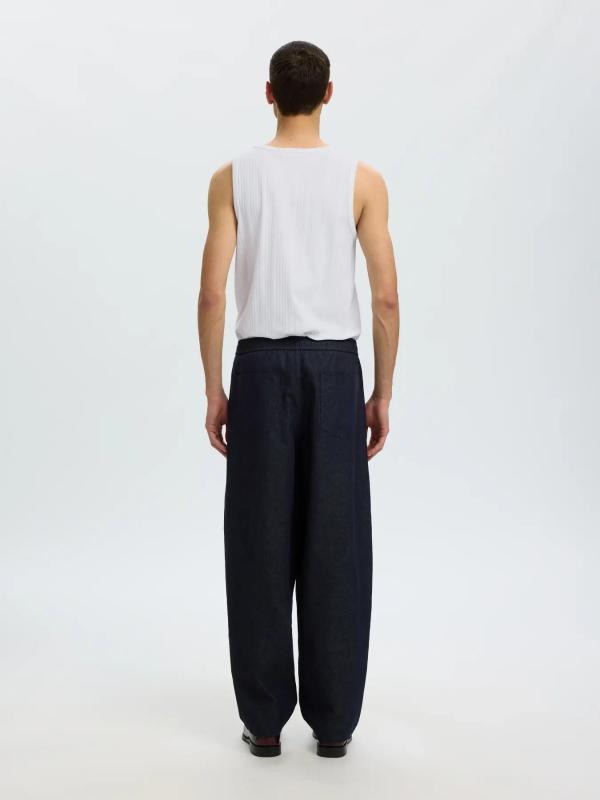 Andre_Tank_top_wit_2
