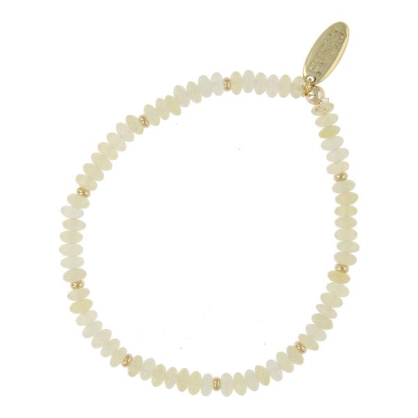 Armband_2x4mm_halfedelsteen_jade_yellow_en_gouden_schijfjes