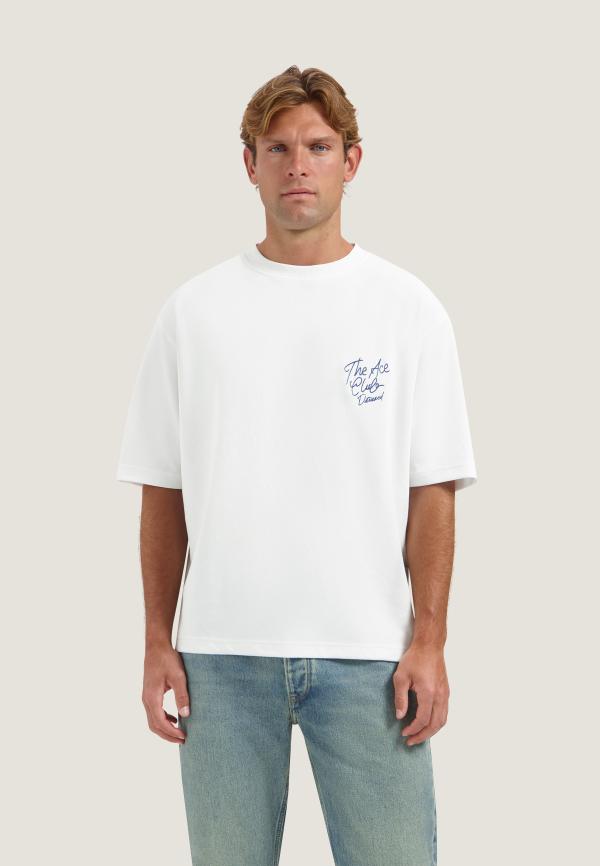 Artwork_tee_wit_embroidery_2