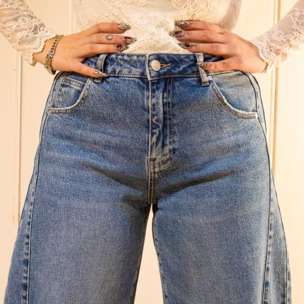 Barrel_jeans_medium_blue__5