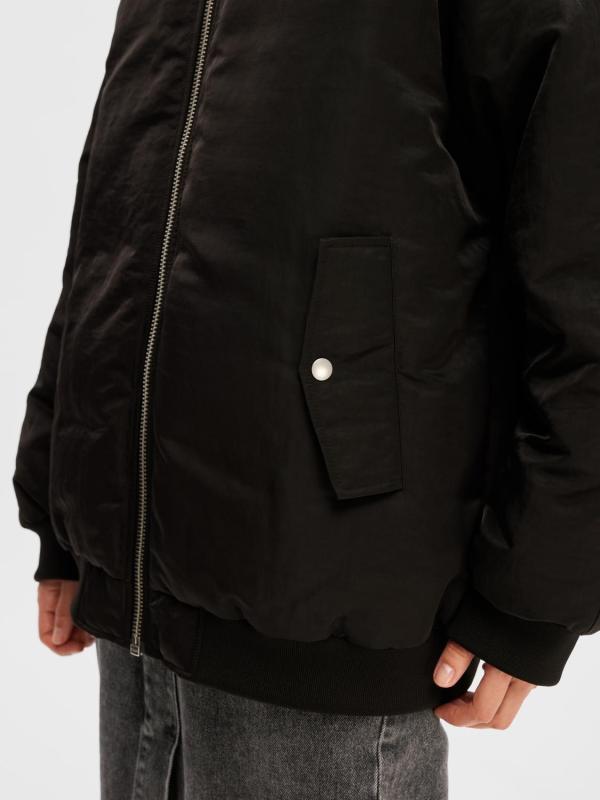 Berete_redown_bomber_jacket_black_2