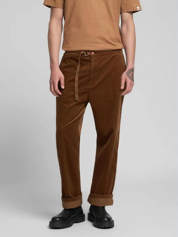 Corduory_pants_brown
