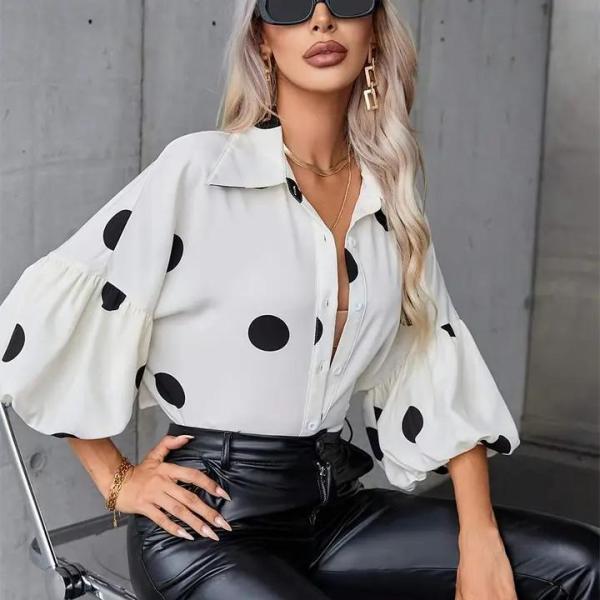 Cropped_Polkadot_blouse_wit_3