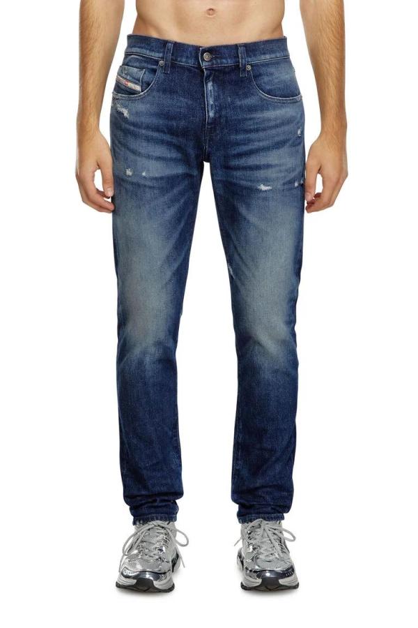 D_Strukt_2019_slim_fit_jeans_09J56_3