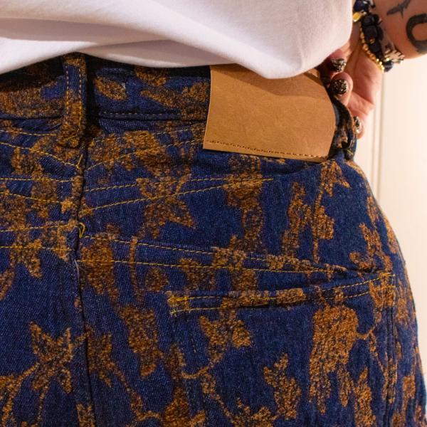 Embroidery_balloon_jeans