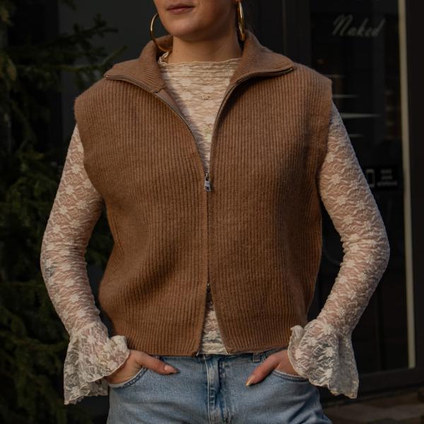 FY_9320_beige_kanten_top