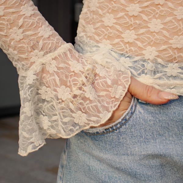 FY_9320_beige_kanten_top_3