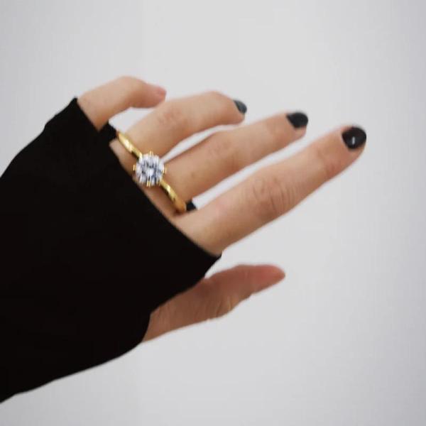 Gaya_solitaire_ring_goud