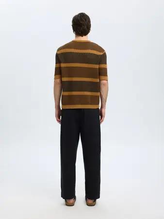 Ginger_gestreept_T_shirt_donkerbruin_3