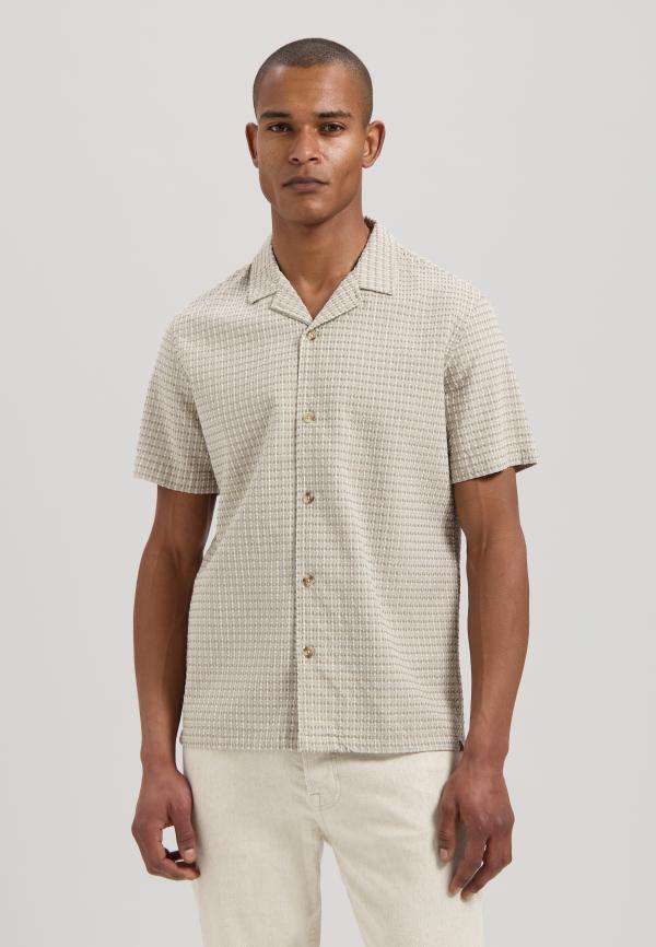 Gyles_resort_shirt_beige