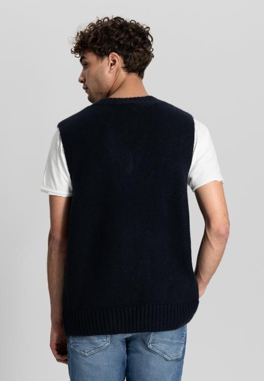Hugin_sleeveless_vest_blue_nights__1