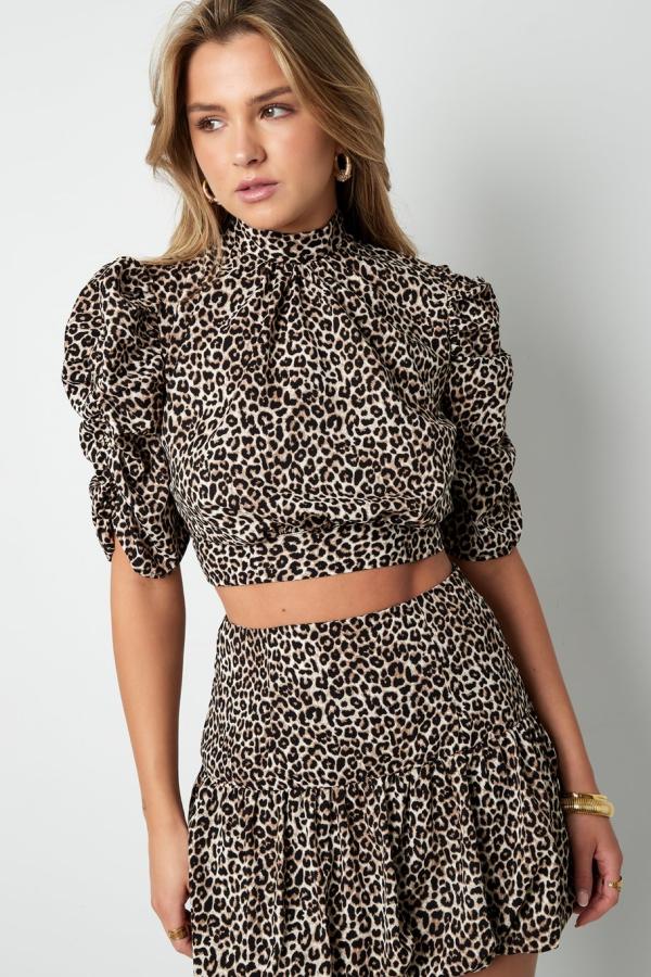 Jolie_top_leopard