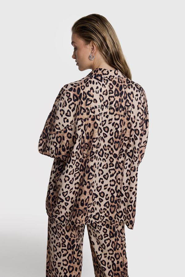 Ladies_woven_twill_leopard_boxy_blouse_2