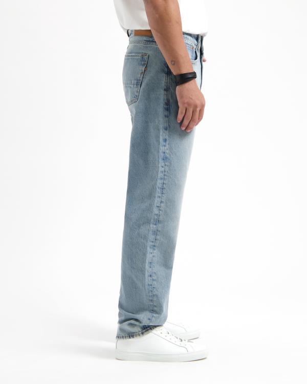 Larry_loose_vintage_blue_jeans_2