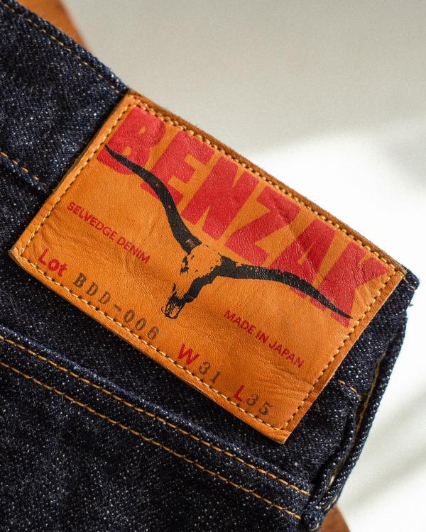 Loomstate_dry_selvedge_jeans_blue_1