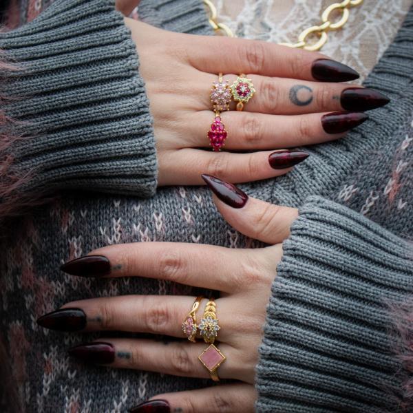 M_Rosario_V_neck_sweater_grey_pink_3