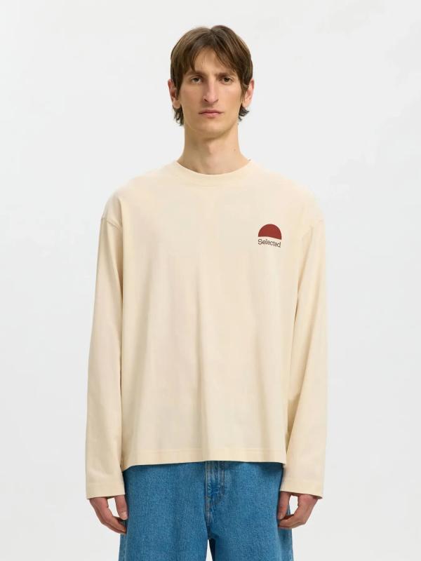 Max_relax_longsleeve_tee_beige_4