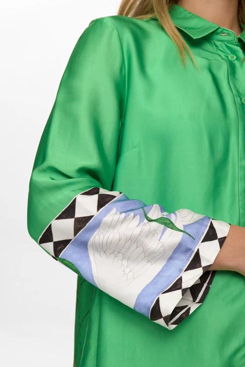Nuadlina_shirt_5042_vibrant_green__2