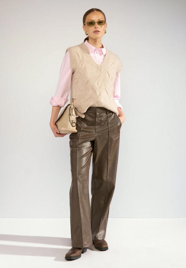 Nualmas_Knitted_Vest_sun_kiss__Grs_4