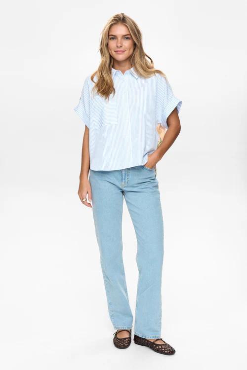 Nuashley_shirt_airy_blue_4