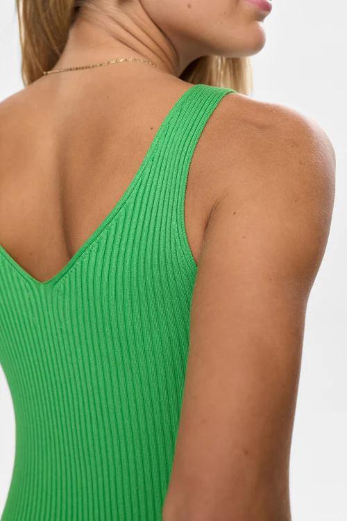 Nucerys_cropped_top_green_2