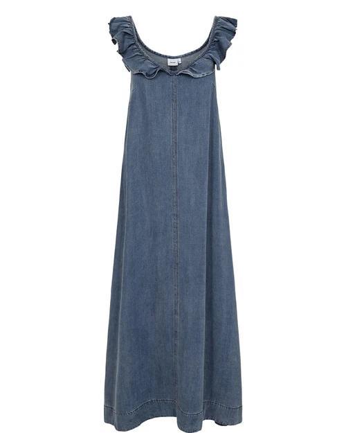 Nuelida_dress_jeans_1