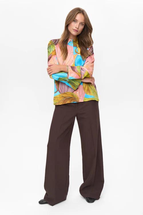 Nujia_shirt_aquaris_2