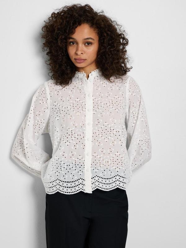 Off_white_embroidery_blouse_1