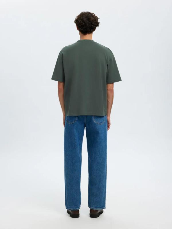 Oscar_loose_t_shirt_deep_forest_3