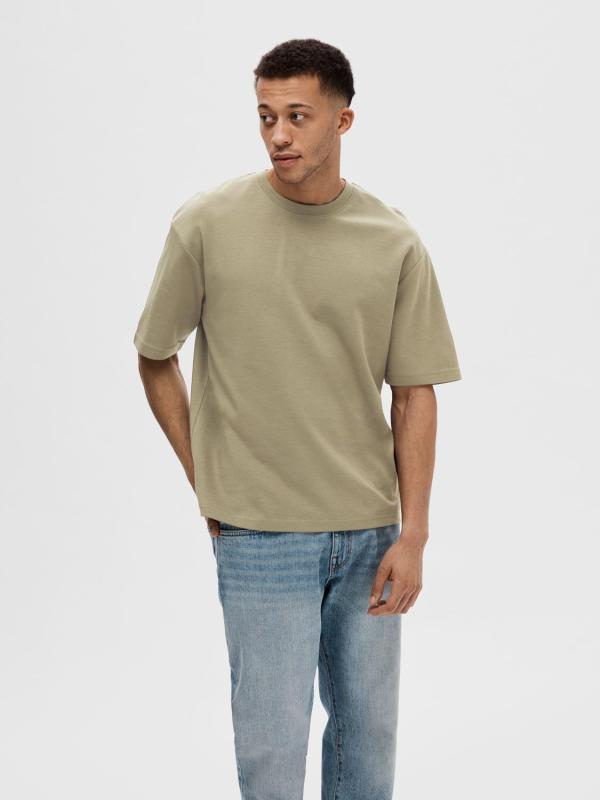 Oscar_loose_t_shirt_vetiver_4