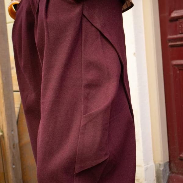 P12503_wide_Balloon_chino_bordeaux_1