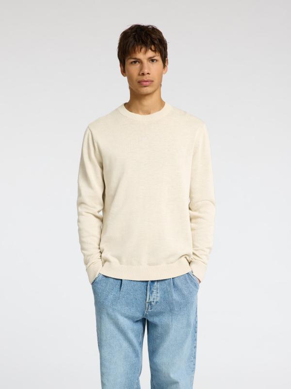 Reuben_long_sleeve_knit_relaxed_crew_neck_beige_1