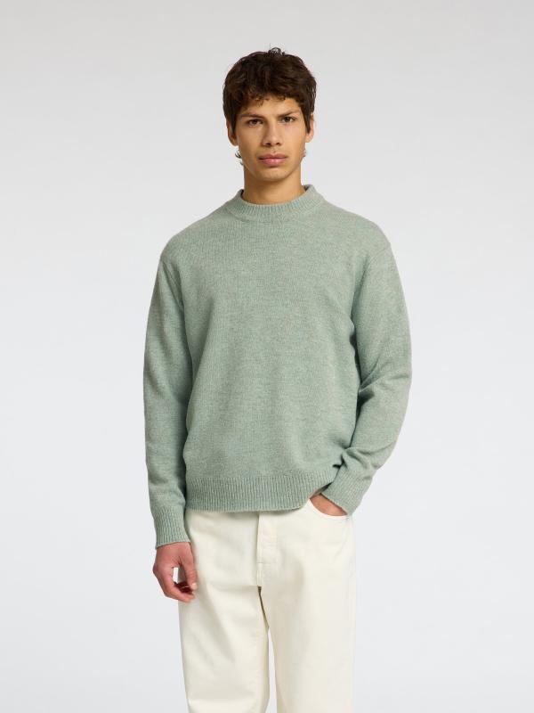 Reuben_long_sleeve_knit_relaxed_crew_neck_green_1