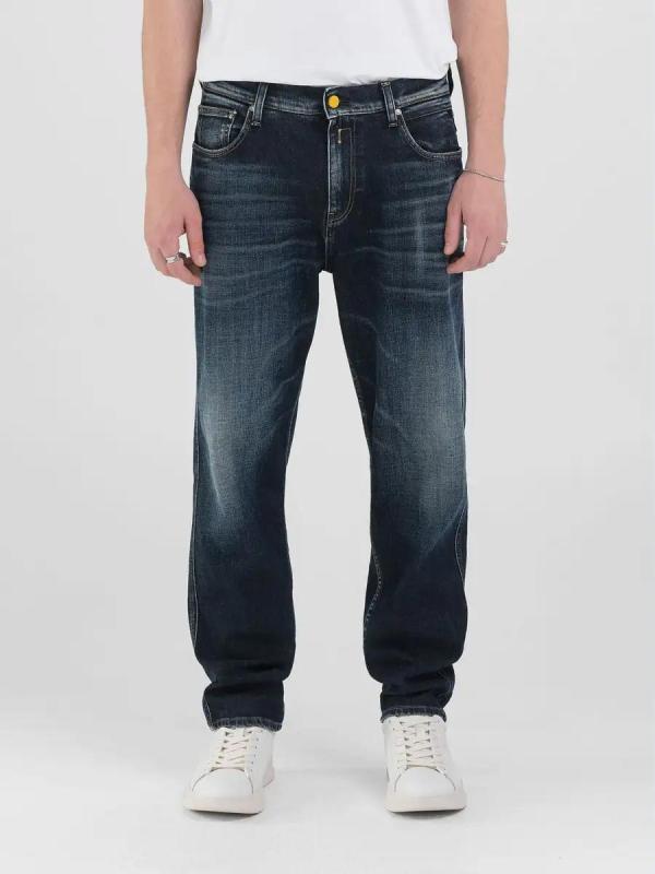 Sandot_tapered_fit_jeans_2